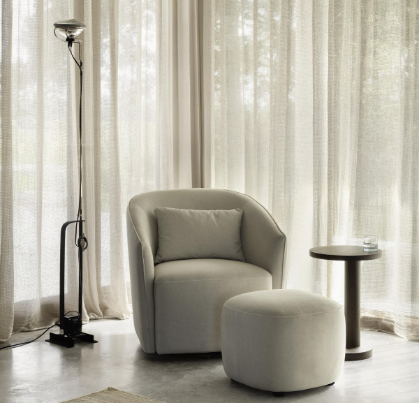 Quax szoptat�s fotel/forg� �s hintasz�k - Gomi Mohair Beige