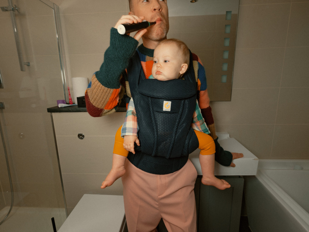 Ergobaby Omni DeLuxe 6