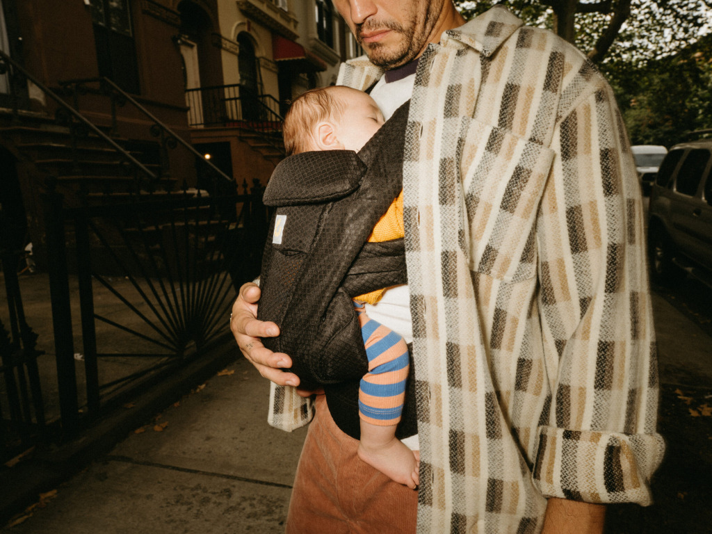 Ergobaby Omni DeLuxe 7