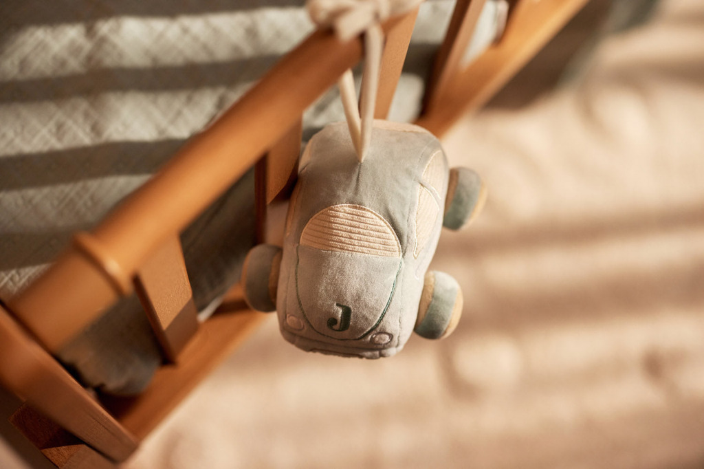 Jollein zen�l� j�t�k  4