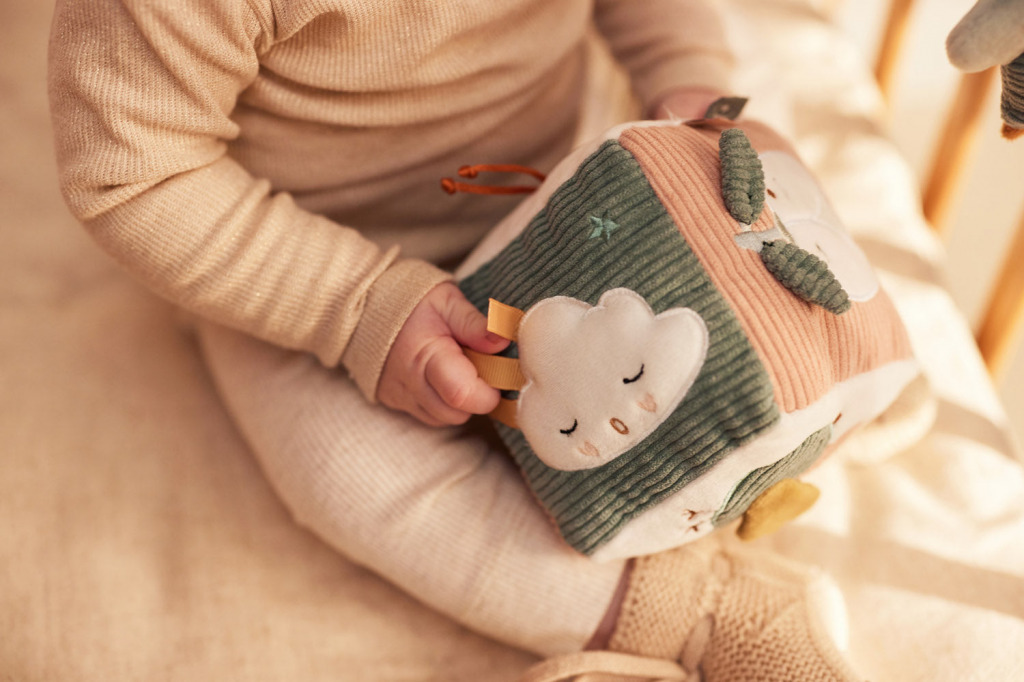 Jollein activity k�szs�gfejleszt� kocka  7